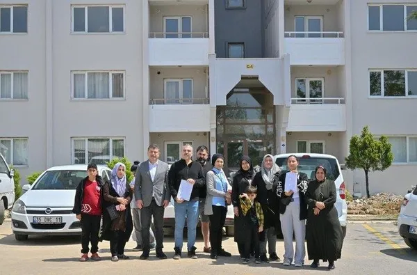 1684673887663.jpeg AK Partili Hamza Dağ'dan İzmir'deki depremzedelerin tahliye kararına tepki: Bu bir zulümdür - 2