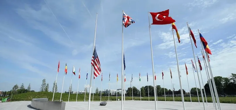 Mehmet Barlas'tan dikkat çeken yazı! NATO'nun geleceği ne olacak?