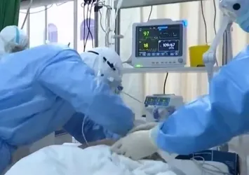 İran'da Covid-19 hastalarının yaklaşık dörtte biri ölüm riski taşıyor