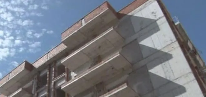 İzmir’de dördüncü kattan düşen inşaat işçisi öldü