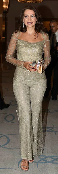 Ayrılık mesajı çok konuşuldu! Jülide Ateş kimdir? Jülide Ateş kaç yaşında, nereli? 3