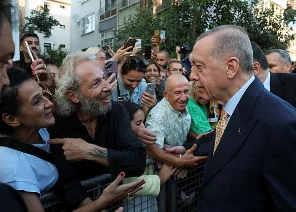 Başkan Erdoğan’a sevgi seli! Mor Efrem Süryani Kadim Ortadoks Kilisesi açılışında Kanuni Sultan Süleyman vurgusu