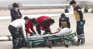 Ambulans uçakla Türkiye’ye getirildi!