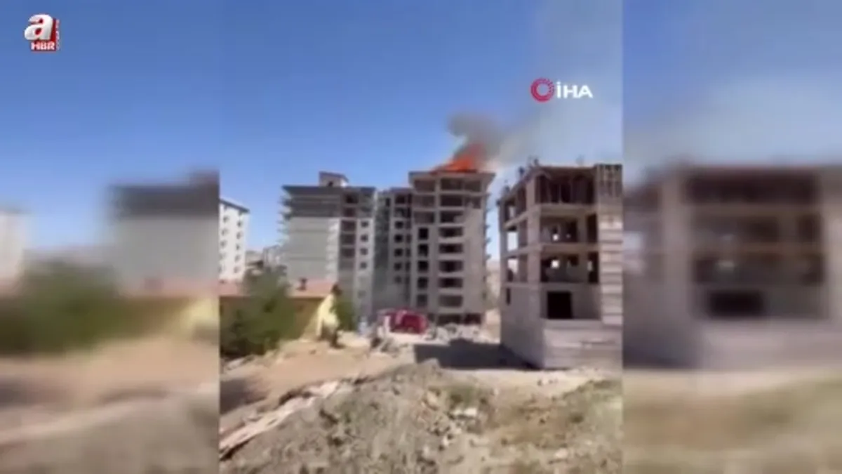 Elazığ’da inşaatta yangın