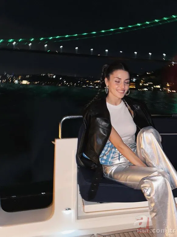 Hande Erçel ve Hakan Sabancı aşka geldi! Paylaşımları sosyal medyayı salladı 15