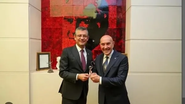 1702411783244.jpeg Kaosun adresi: CHP! Özgür Özel'den Tunç Soyer'e 'yerel seçim' çiziği - 3