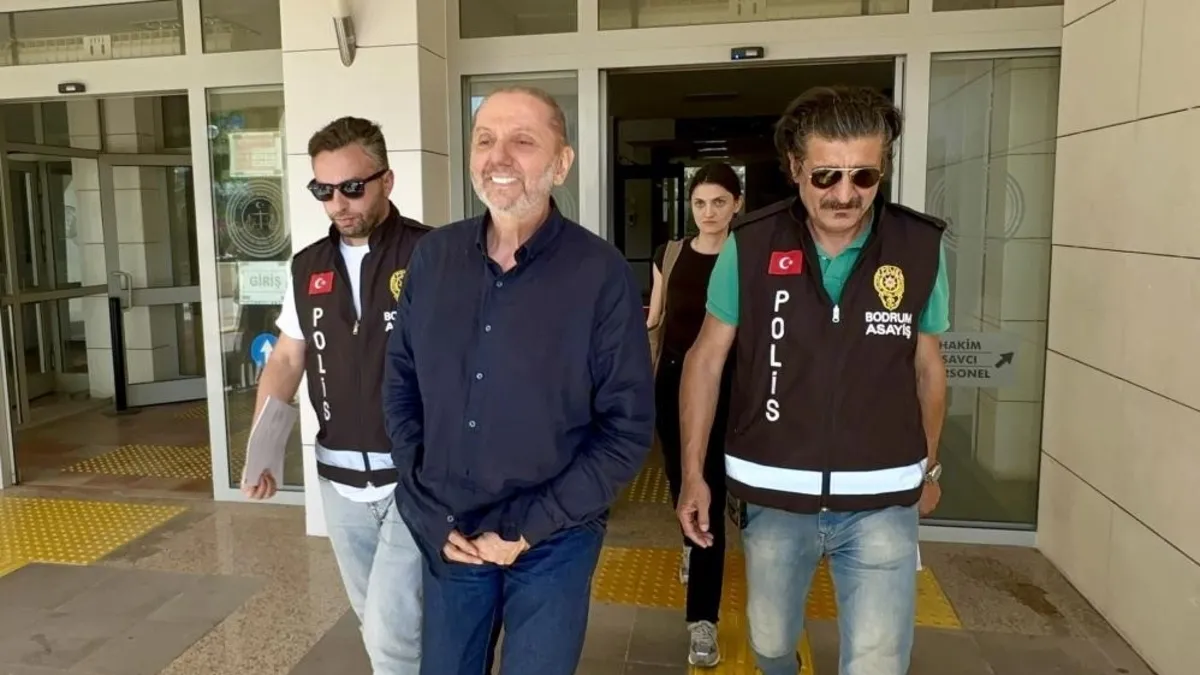 CHP’li belediyede taciz skandalı: Ahmet Aras’ın danışmanı Levent Arkan tutuklandı | Skandal mesajlara pes dedirten savunma