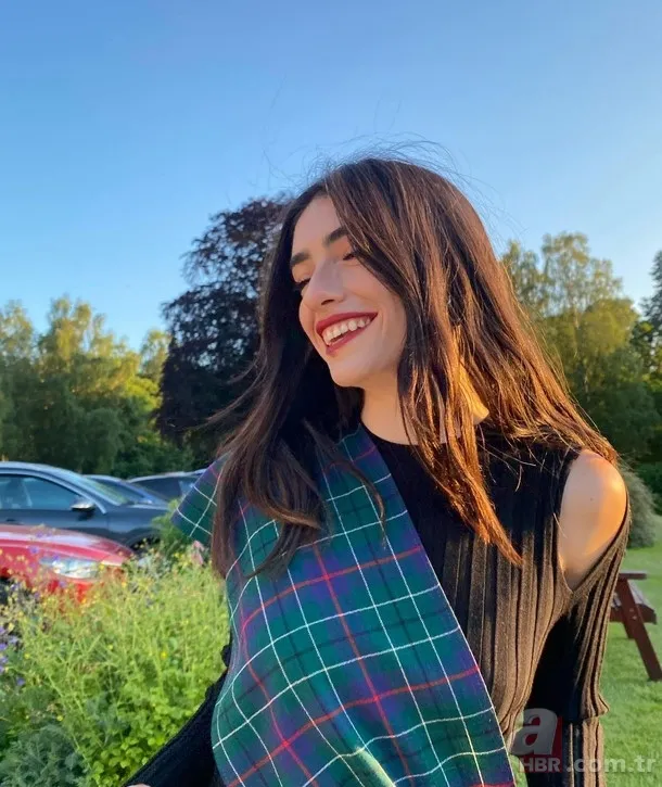 İnci Taneleri'nin Dilber'i Hazar Ergüçlü'nün sevgilisi bakın kimmiş! O da ünlü ama kimse bilmiyor... 5