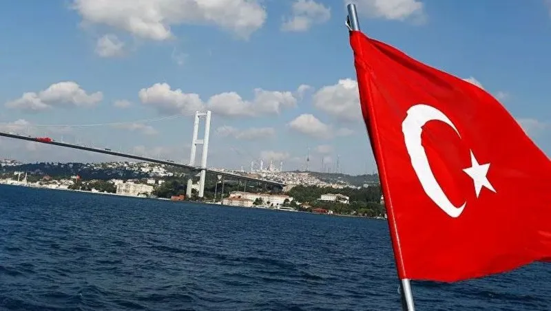 Meteoroloji Den Turuncu Kodlu Sicaklik Uyarisi Sicaklik 50 Derecegi Gordu