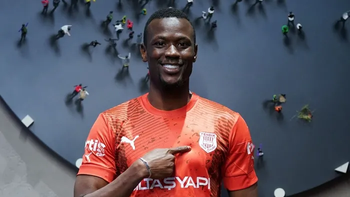 gol-kralliginda-kiran-kirana-yaris-kim-kac-gol-atti-iste-o-liste-1714255559956.jpg Gol krallığında kıran kırana yarış! Süper Lig'de kim kaç gol attı? İşte o liste...