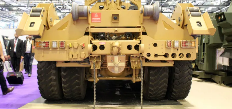Türk Silahlı Kuvvetleri’nin göz bebeği DERMAN 8X8 yurt dışında görücüye çıktı! Uluslararası Savunma ve Güvenlik Ekipmanları Fuarı'nda yoğun ilgi gördü