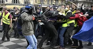 Paris’te 1 Mayıs gerginliği: 29 gözaltı