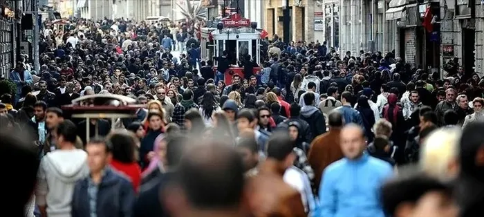 Türkiye nüfusu için kırmızı alarm! Rakamlar geriledi! Tek yaşayanların sayısı giderek artıyor - 2