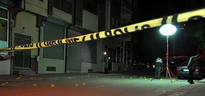 Esenyurt'ta silahlar konuştu! 2 kişi yaralı