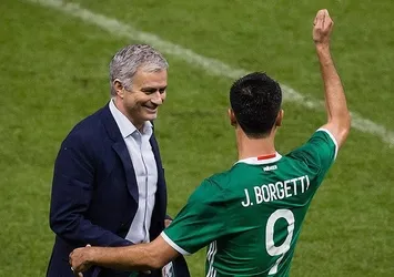 Mourinho yardım maçından çekildi