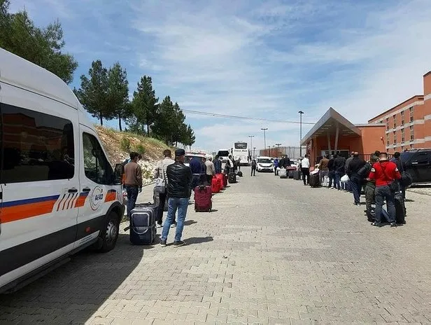 Irak ve Cezayir'den getirilen 373 kişi Şanlıurfa'daki yurtlarda karantinaya alındı - 1