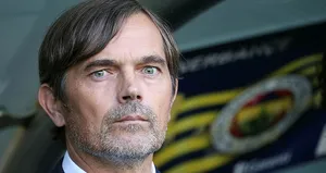 Phillip Cocu: İstifa etmeyi düşünmüyorum