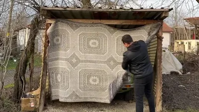 Garajında saklıyor! 77 model...