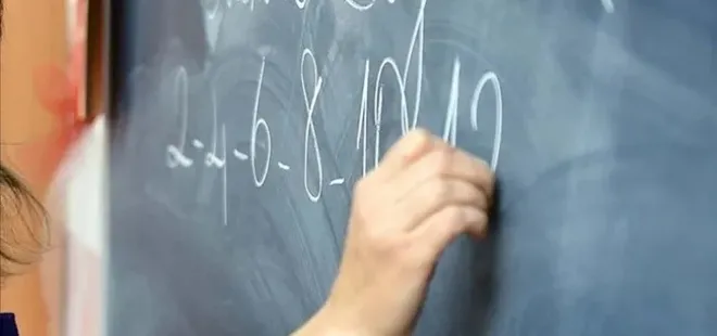 Öğretmenler günü okul var mı, ders işlenecek mi? 24 Kasım Öğretmenler Günü resmi tatil mi, yarım gün mü?