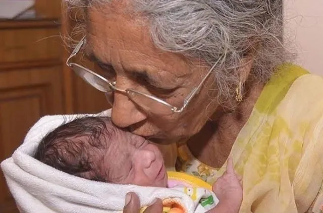 72 yaşındaki anne: Anne olmak için bir ömür bekledim