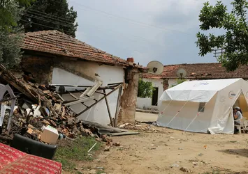 Manisa'daki depremin bilançosu açıklandı!