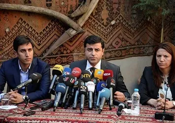 Rojava vurgunu evinden çıktı
