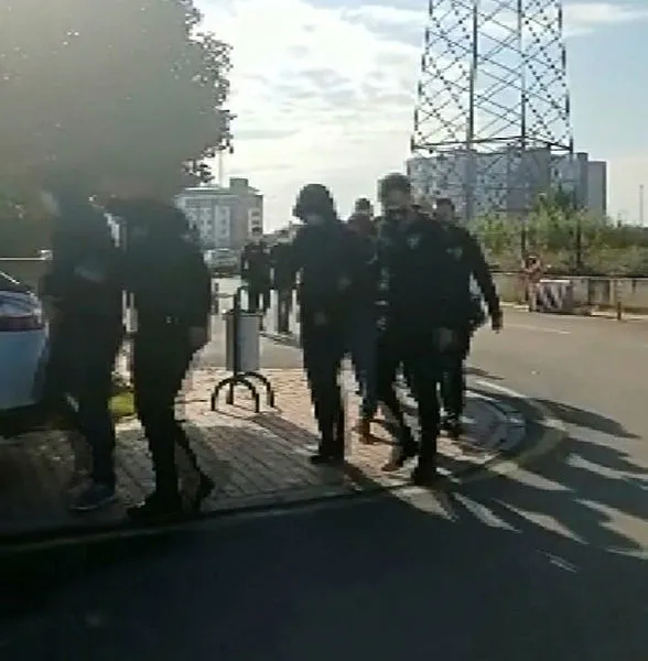 İzmir’deki FETÖ operasyonu! 242’si gözaltında 60’ı itirafçı oldu - 5