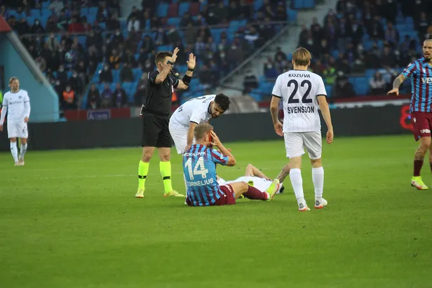 adana-demirspor-trabzonspor-maci-ne-zaman-saat-kacta-2022-adana-demirspor-ts-maci-hangi-kanalda-1650696819500.jpg Adana Demirspor Trabzonspor maçı ne zaman, saat kaçta? 2022 Adana Demirspor TS maçı hangi kanalda? - 6
