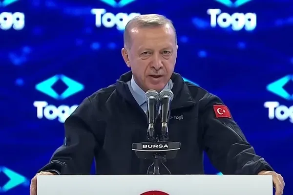 Başkan Erdoğan’dan Togg açılışında Yunanistan’a ’Tayfun’ göndermesi: Daha durun bakalım arkası gelecek