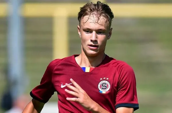 1690487241912.jpg Galatasaray'a sürpriz 10 numara! Sparta Prag'dan Adam Karabec gündemde... - 2