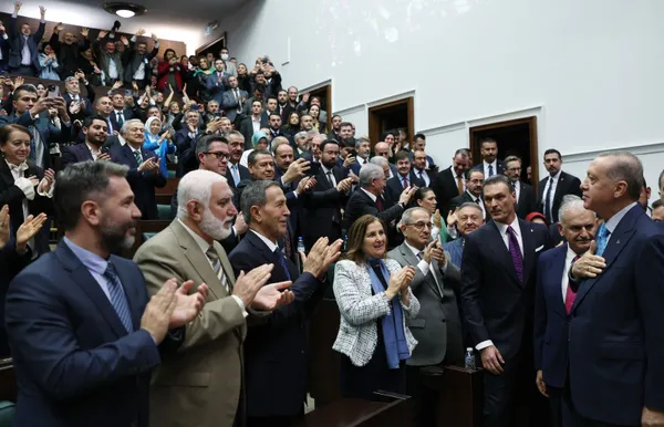 Başkan Erdoğan seçim tarihi olarak 14 Mayıs’ı işaret etti: Millet 73 yıl sonra aynı gün 6’lı masaya yanıt verecek