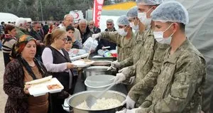 Sahur ve iftar sofrasını birlikte paylaştılar