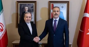 Bakan Fidan İranlı mevkidaşı ile görüştü