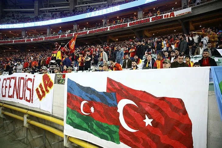 Kardeşlik maçında kazanan Galatasaray! Azerbaycan’da Karabağ ile dostluk maçında özel görüntüler...