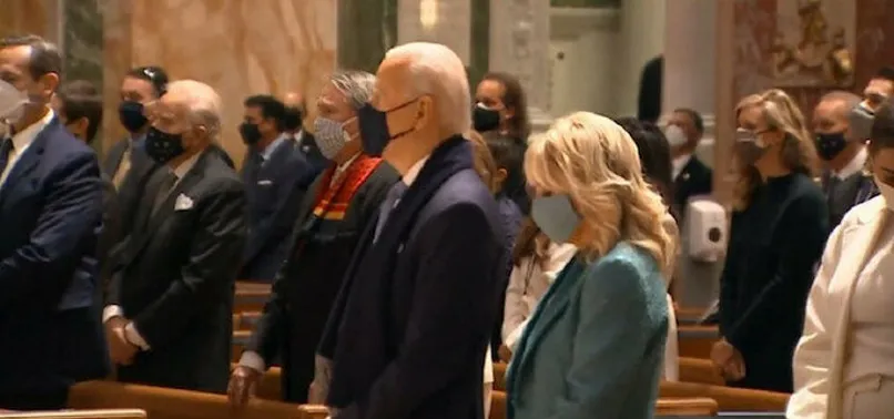 ABD Başkanı Joe Biden yemin töreni öncesi St. Matthew the Apostle Kilisesi'ne gitti