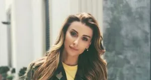 Özge Ulusoy sitem etti