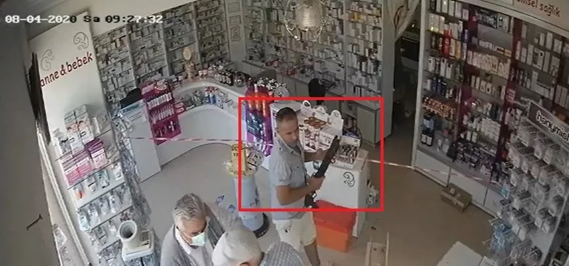 Pompalıyla eczane basmıştı! Cezası açıklandı