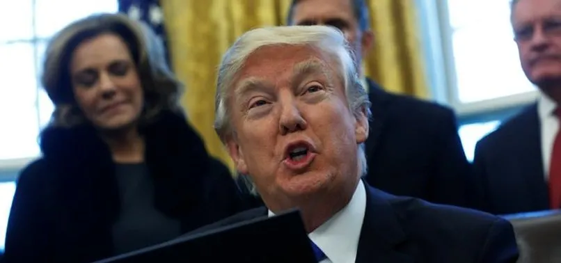 TRUMP'TAN EKİBİNE ÖMÜR BOYU YASAK