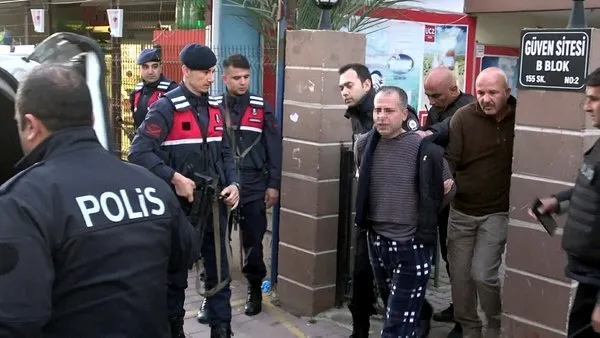 'Ben koronalıyım" diyerek polise tüküren şahıs tutuklandı - 1