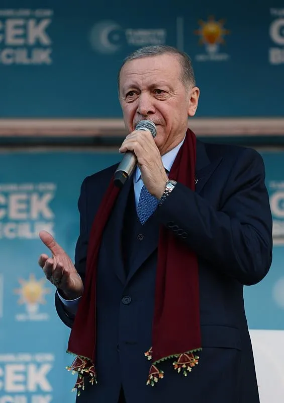 Başkan Erdoğan Balıkesir’den Özel ve İmamoğlu’na çok sert sözlerle yüklendi: CHP’yi DEM’in oyuncağı haline getirenler utansın