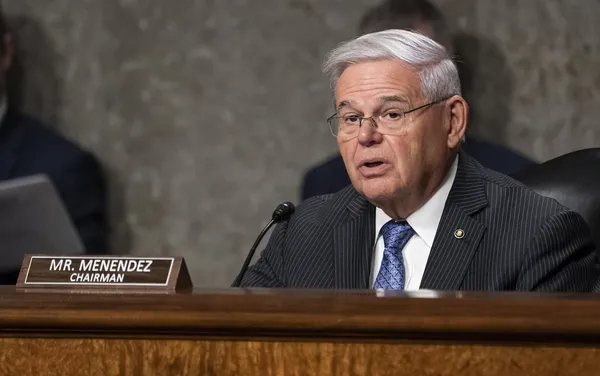 Yunan yandaşı ABD’li senatör Bob Menendez’den Türkiye’ye skandal sözler