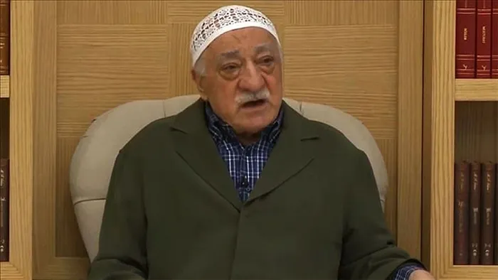 FETÖ elebaşı Fetullah Gülen’in avukatı Adnan Şeker'in rüşvetle ulaştığı ByLock bilgilerini sattığı ortaya çıktı - 4