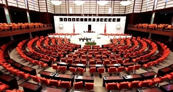 1688784034658.jpg Memur maaşı ve emekli aylıklarını arttıran düzenlemeyi de içeren teklif Bütçe Komisyonu'nda kabul edildi - 5
