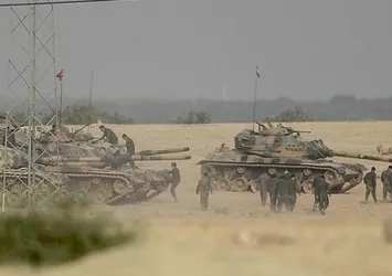 El Bab'da Mehter Marşı çalan Türk askeri!