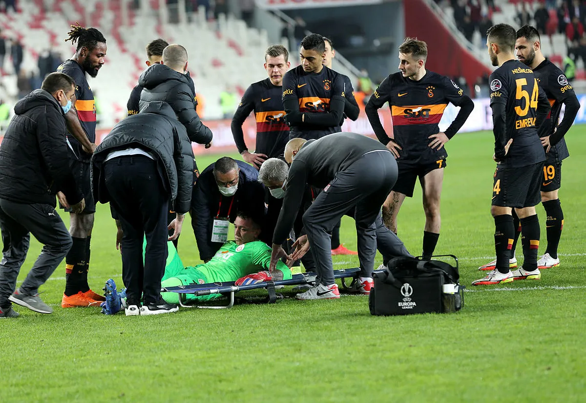 Muslera ne zaman geri dönecek? Fernando Muslera UEFA maçlarına yetişecek mi?