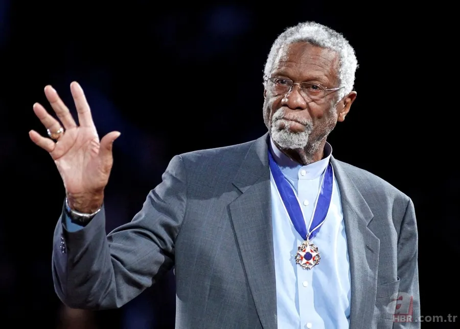 NBA'in ilk siyahi başantrenörü Bill Russell hayatını kaybetti 13