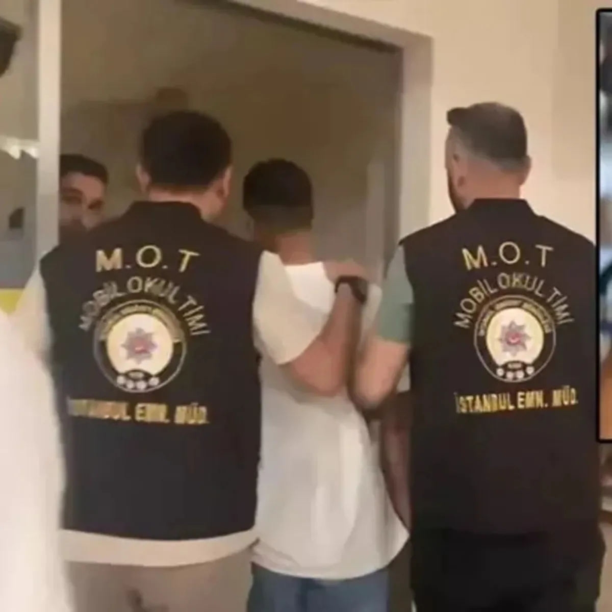 Minguzzi cinayeti hükümlüsü Berkay B., cezaevinde jandarmaya direnerek güvenlik kamerasını parçaladı
