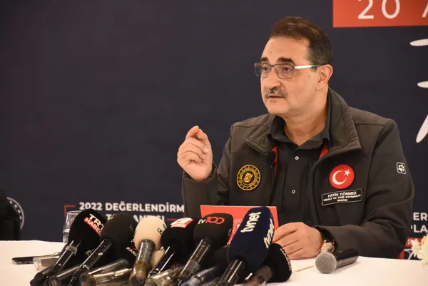 Enerji ve Tabii Kaynaklar Bakanı Fatih Dönmez "Arkadaşlar ümitli diyerek" duyurdu: Sismik çalışmalarımıza devam ediyoruz! Yeni keşifler gelebilir - 3