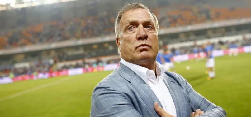 Dick Advocaat taktik değiştirdi!