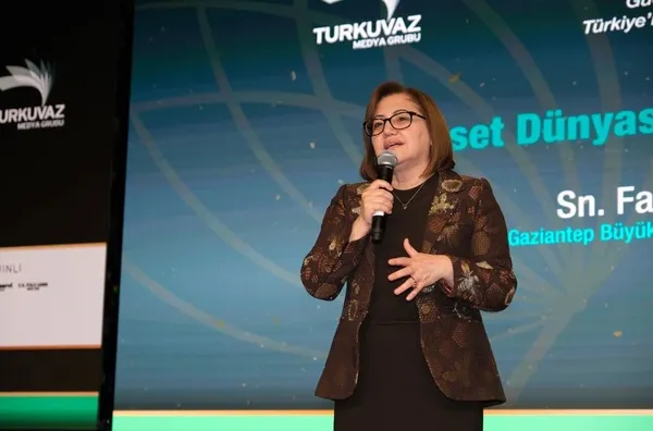 guclu-turkiyenin-guclu-kadinlari-turkuvaz-medyada-bulusuyor-1709743522228.jpeg ‘Güçlü Türkiye’nin Güçlü Kadınları’ Turkuvaz Medya’da buluştu! Bakan Mahinur Özdemir Aktaş: Kadınların başarıları ülkemiz için önemli kazanımdır - 7